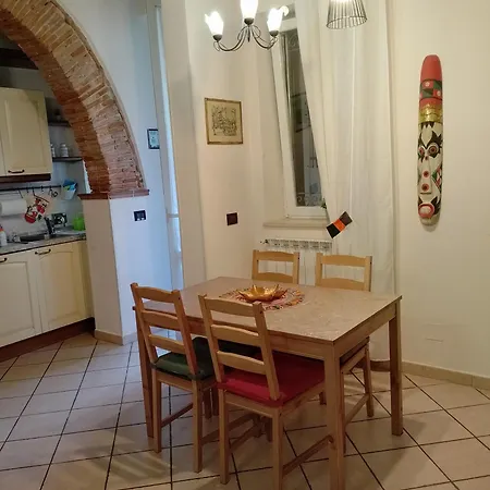 Il Piccolo Eden - Private Garden Apartment Livorno