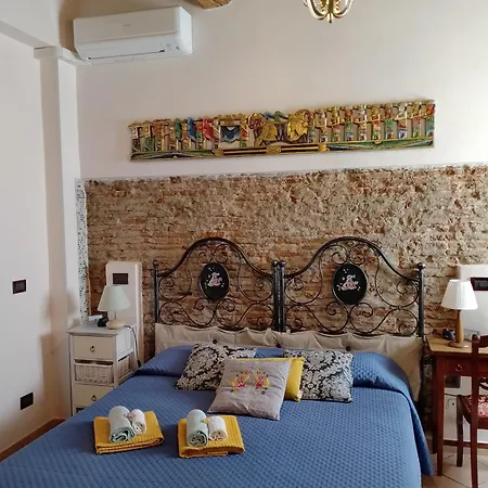 Apartment Il Piccolo Eden - Private Garden Livorno