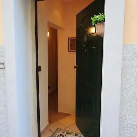 Il Piccolo Eden - Private Garden Appartement *